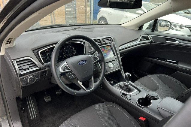 Ford Mondeo cena 97900 przebieg: 48725, rok produkcji 2020 z Wasilków małe 781